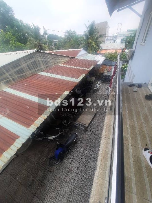 BÁN GẤP 2 XƯỠNG HẺM XE TẢI VÀO NHÀ, SÁT MẶT TIỀN Đ. TAM BÌNH, 1800m2 CHỈ 35 TỶ
