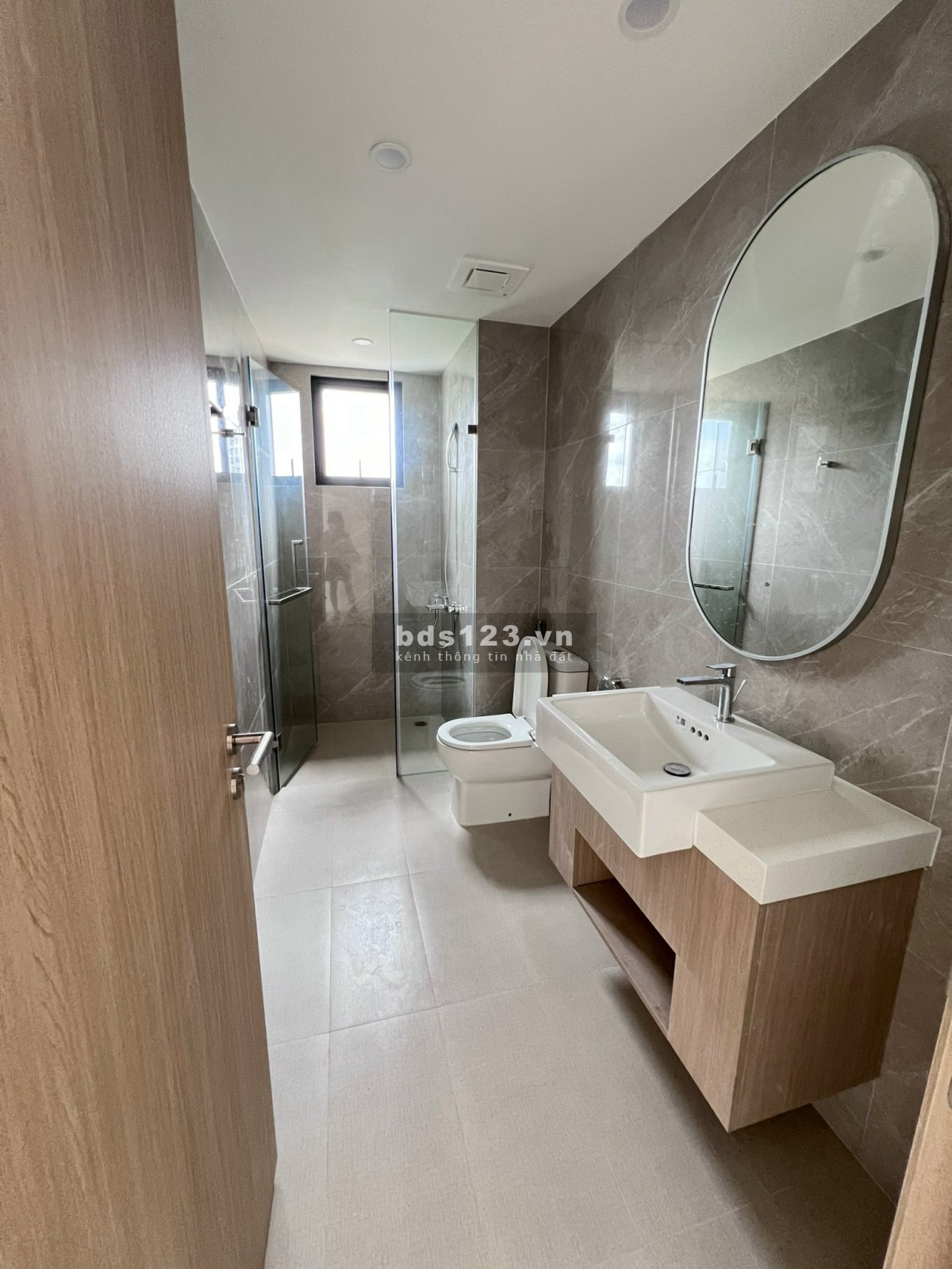 Bán lỗ căn Lumiere Boulevard 2PN, 80m2, giá 4,9 tỷ, trả trước 20%, còn lại trả chậm hơn 1 năm