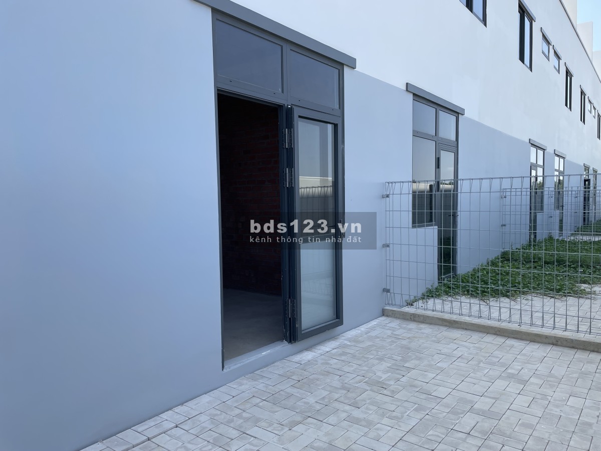 Chính chủ bán lỗ nhà phố Elite Life 80,25m2, 1T2L, nhà thô, giá 3,4 tỷ, bao phí, thương lượng