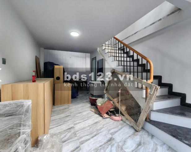 BÁN NHÀ 31M2, 3 TẦNG TẠI HOÀNG MAI , ĐẸP, FULL NỘI THẤT, GIÁ MỀM 2.99 TỶ CÓ THƯƠNG LƯỢNG