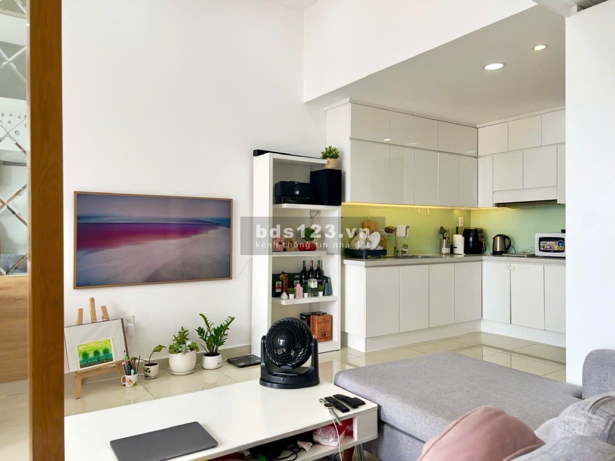 Căn Officetel full nội thất Bến Vân Đồn Q4 15,5 Tr/tháng
