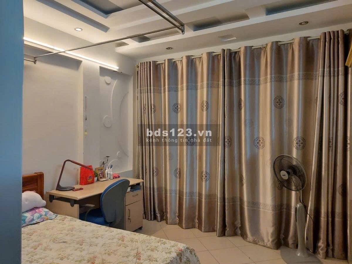 Phân lô – Ngõ thông – Ô tô qua nhà – Dân xây chắc chắn – Cực hiếm nhà bán