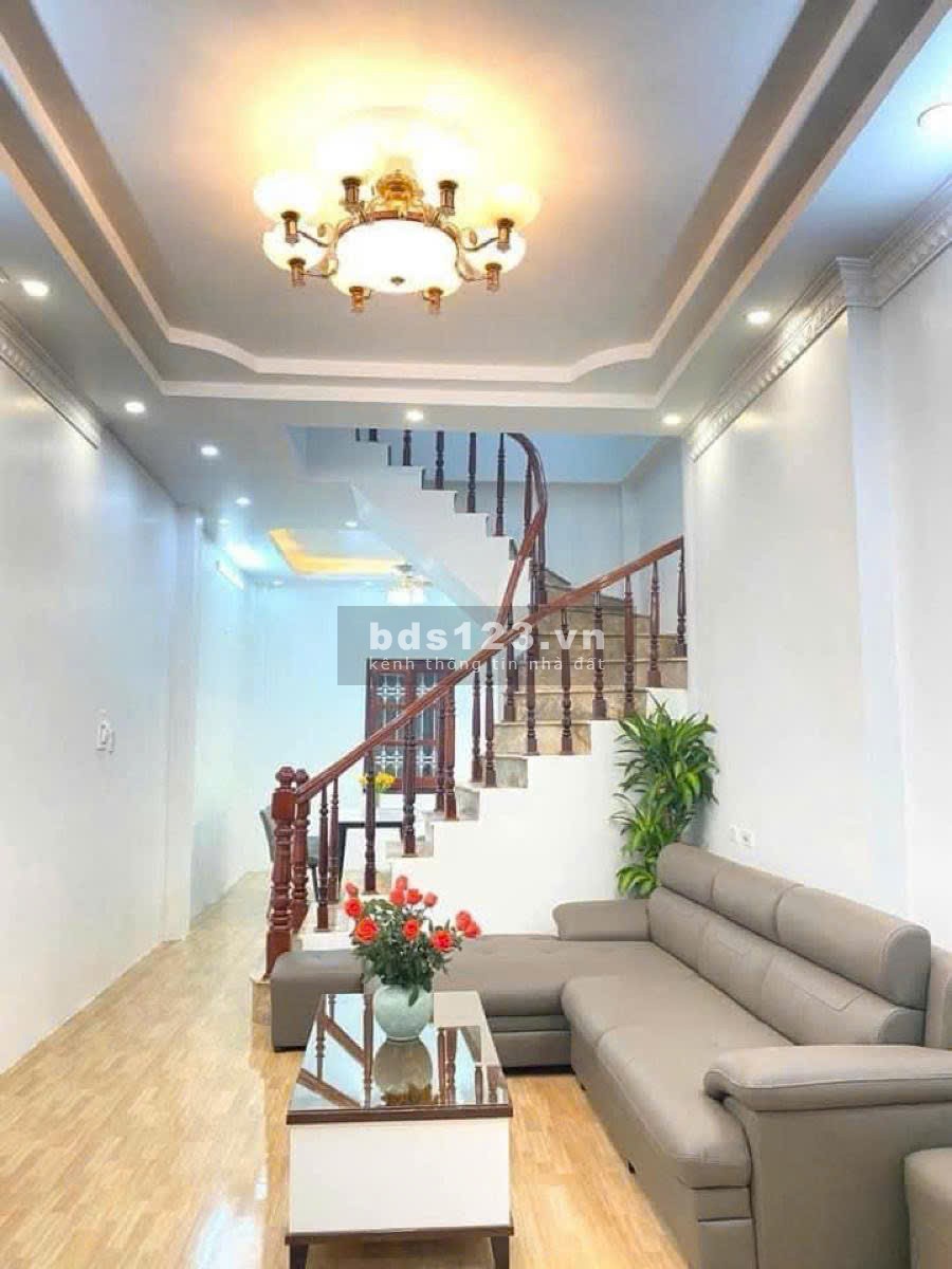Mặt ngõ Trung Kính, Cầu Giấy – Cách phố 40m – 2 mặt thoáng – Giá yêu thương.