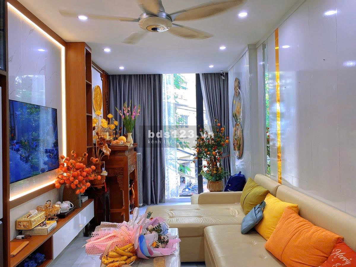 Mặt ngõ, ô tô tránh – Vỉa hè – Thoáng trước sau – Kinh doanh đỉnh – Vài bước ra phố – Ở sướng.