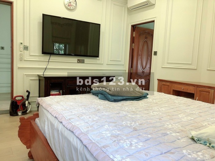 Mặt tiền Lê Văn Việt, gần ngã tư Thủ Đức – Ngang 16,2m – Dòng tiền 150 triệu/tháng – 870m² – 201 tỷ