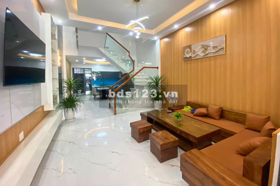 Bán nhà mặt tiền Nguyễn Thúy, Hòa Minh – 3 Tầng full nội thất