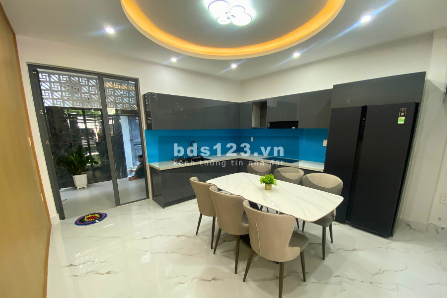 Bán nhà mặt tiền Nguyễn Thúy, Hòa Minh – 3 Tầng full nội thất