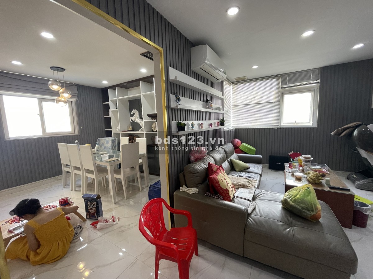 Bán căn hộ City gate diện tích 92m, 3pn, 2wc, nhà có nội thất, giá bán 3,050 tỷ