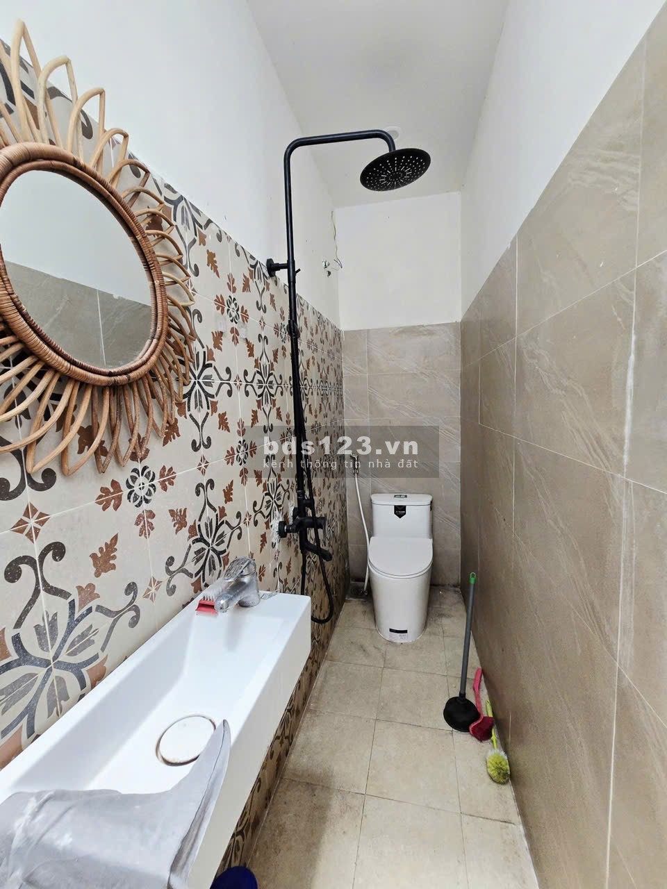 Bán nhà 2 tầng kiệt Trần Quý Cáp, Hải Châu – kiệt 3m, cách mặt tiền chỉ 10m – Giá chỉ 2.68 tỷ