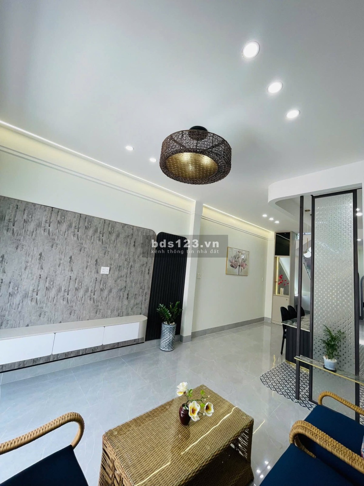 CẦN BÁN GẤP CĂN NHÀ NGAY CHỢ BÌNH CHÁNH 950TRIỆU