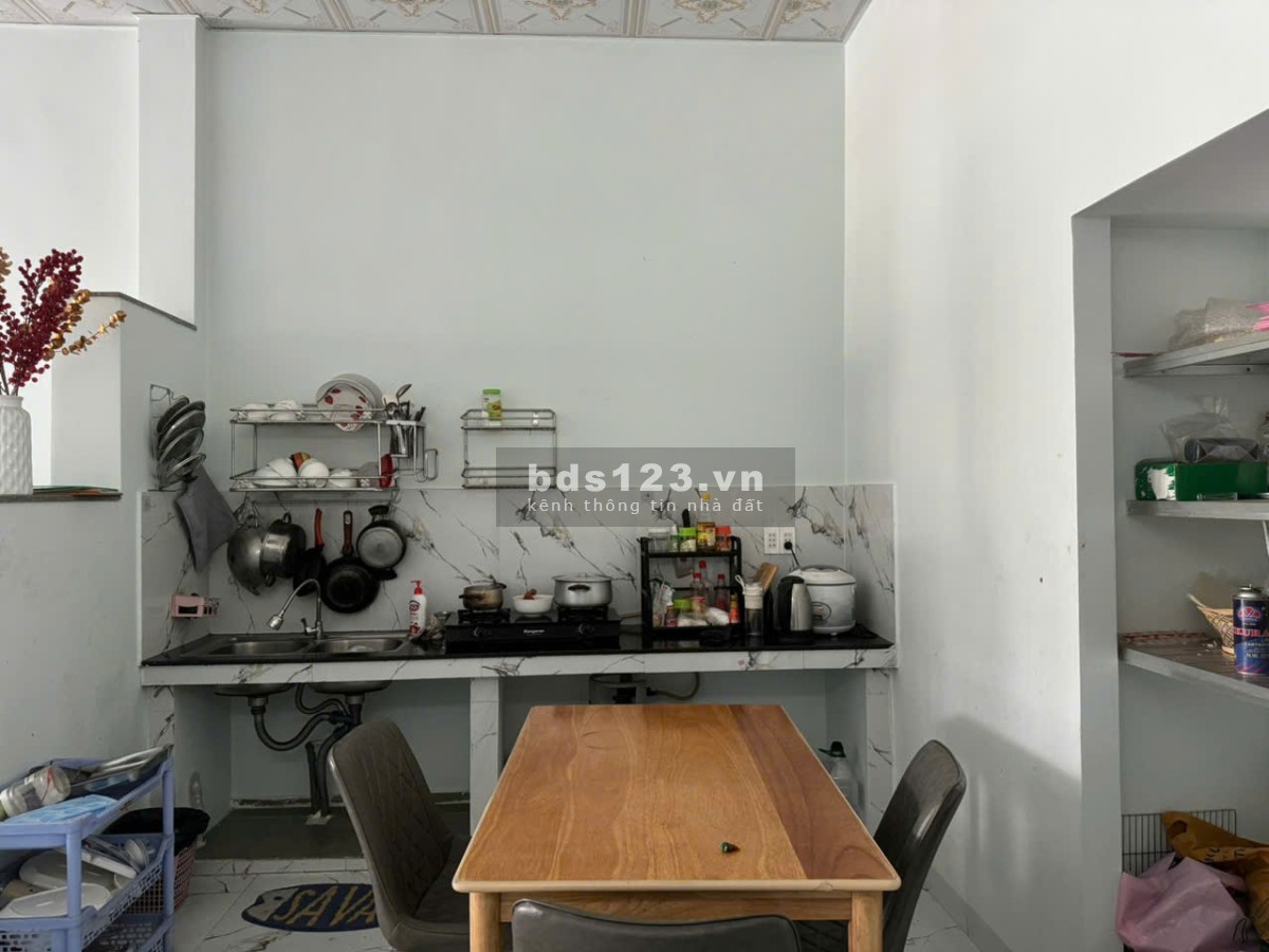 Bán nhà hẻm xe hơi Hiệp Thành 1