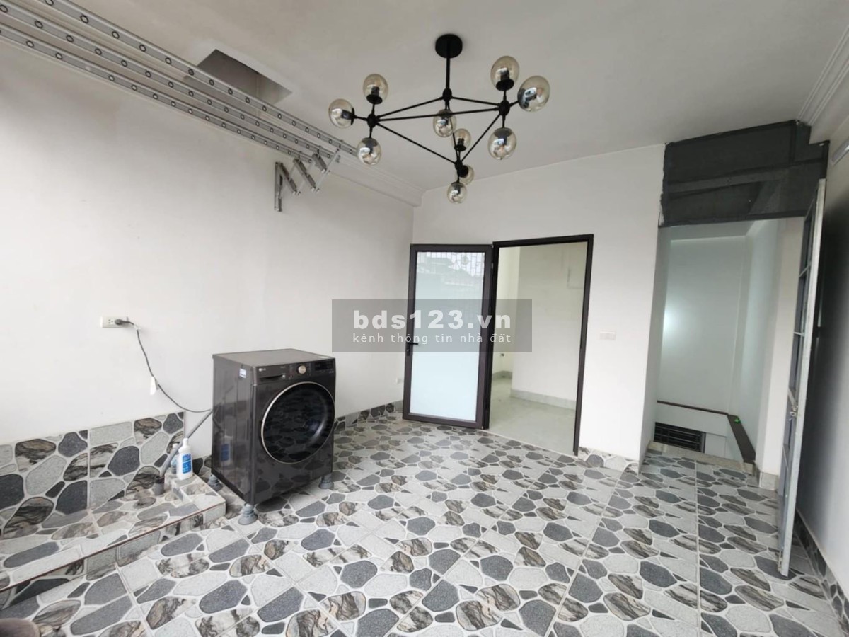 Bán nhà Hà Đông, 6 tầng nhỉnh 5 tỷ SĐCC vuông vắn, gần Aeon, Geleximco, ngõ nông