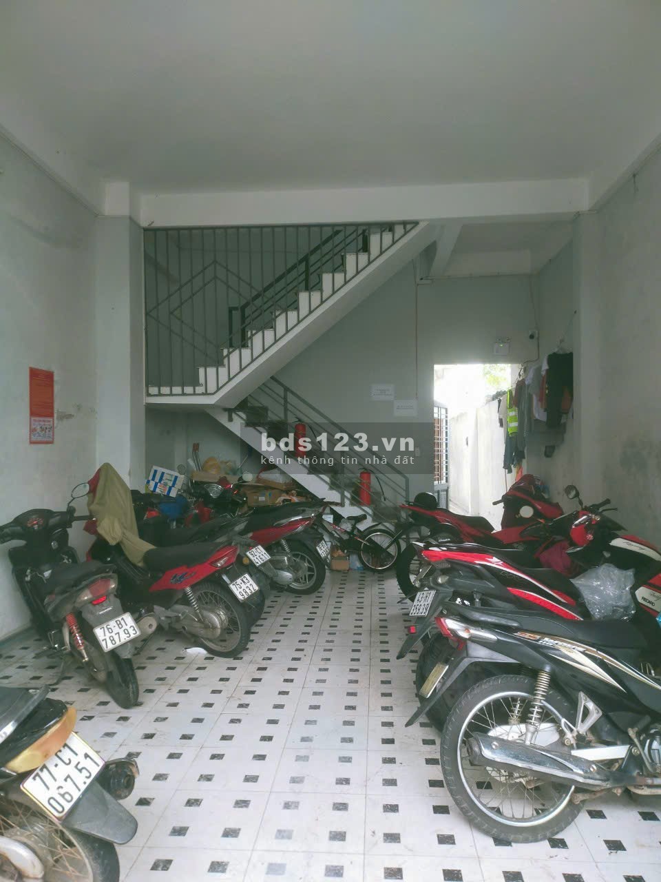 Bán 2 lô đất 400M² - Sẵn nhà cho thuê Đường Đặng Thái Thân