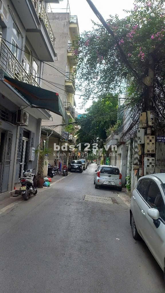 Bán nhà Nguyễn Văn Huyên vị trí đẹp, 56m2, mặt tiền 3.5m