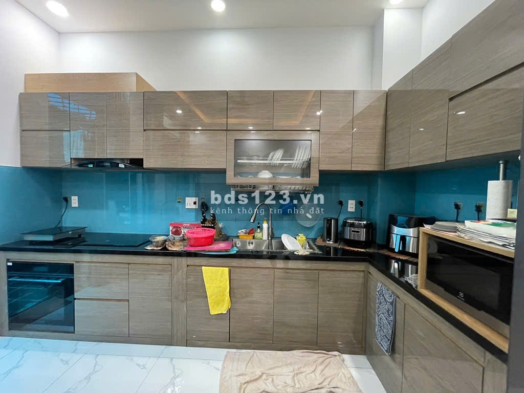 Hot – Cần bán nhà khu Compound cao cấp – Bảo vệ 24/24 – Quận 2