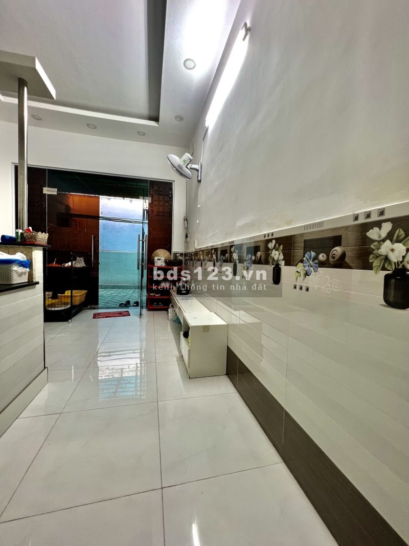 Bán nhà Quận 1 - Nhà hẻm 1/ đường Trần Quang Khải - 60m² (4,8 tỷ thương lượng)