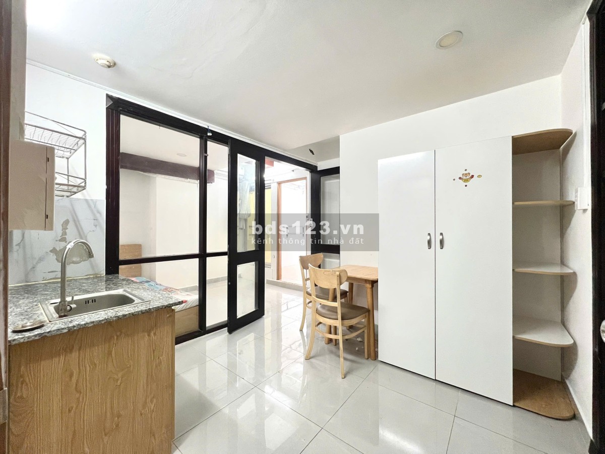 Căn hộ bancon 40m2, 1PN, PK đủ nội thất -224/20 Lý Thường…