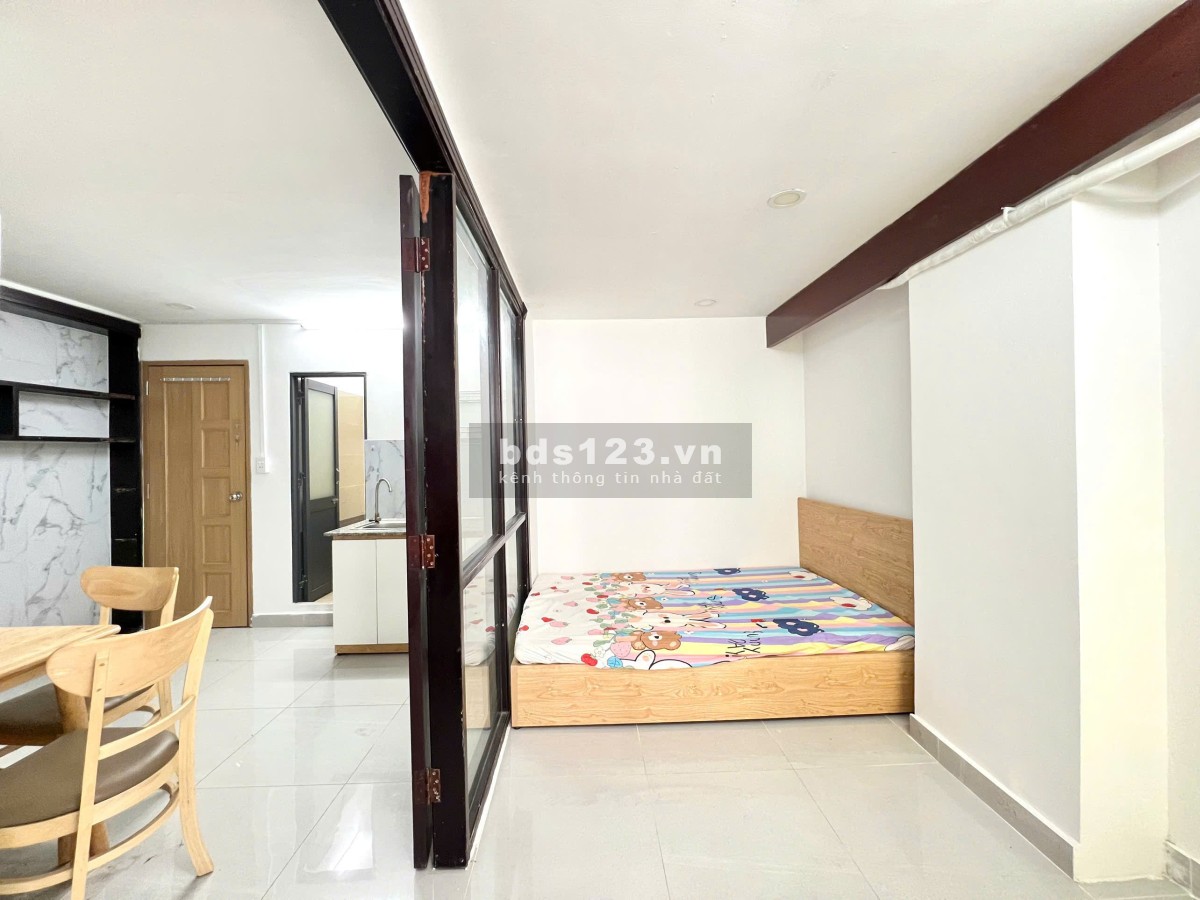 Căn hộ bancon 40m2, 1PN, PK đủ nội thất -224/20 Lý Thường…