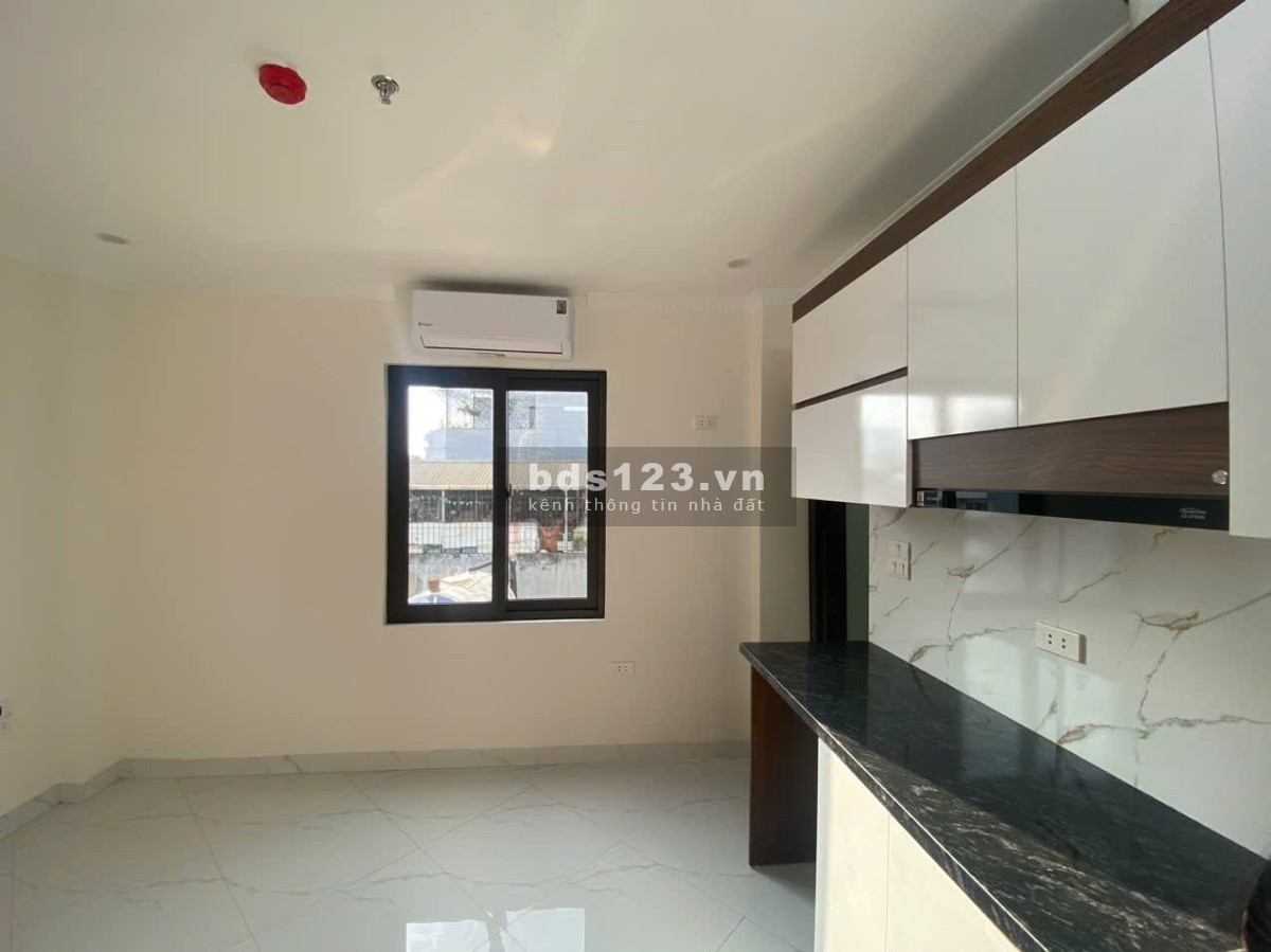 Tòa nhà 8 tầng tại Võng Thị, Tây Hồ – Dòng tiền 100 triệu/tháng – 103m² - Giá 27,5 tỷ