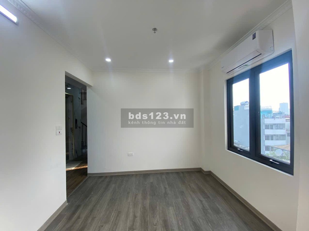 Tòa nhà 8 tầng tại Võng Thị, Tây Hồ – Dòng tiền 100 triệu/tháng – 103m² - Giá 27,5 tỷ