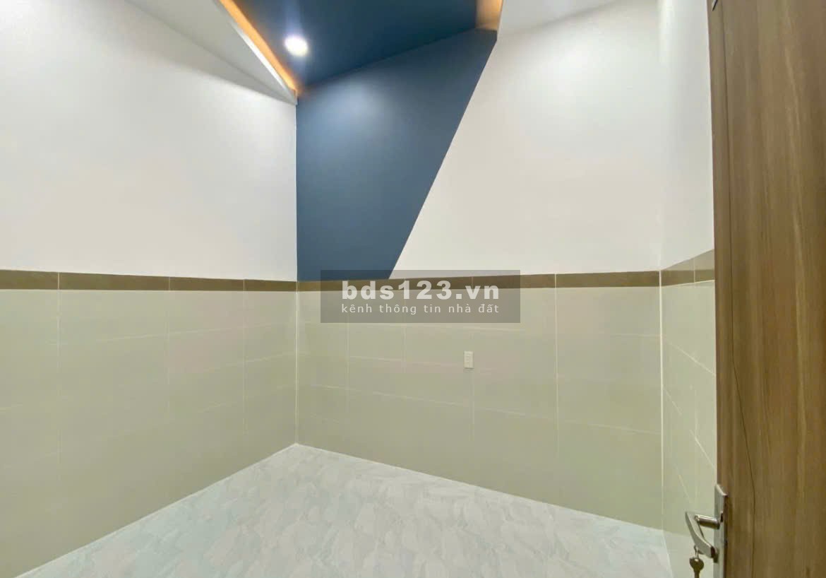 Bán Gấp Nhà Nguyễn Cửu Phú Bình Chánh 135m2 1tỷ63 Sổ Hồng Riêng Sang Tên Liền