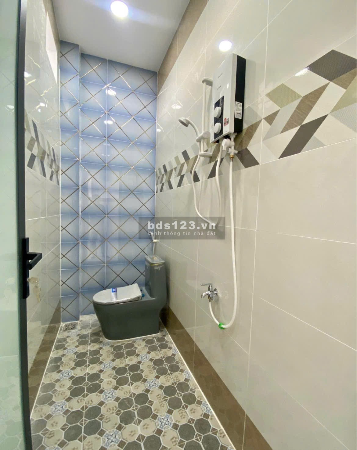 Bán Gấp Nhà Nguyễn Cửu Phú Bình Chánh 135m2 1tỷ63 Sổ Hồng Riêng Sang Tên Liền