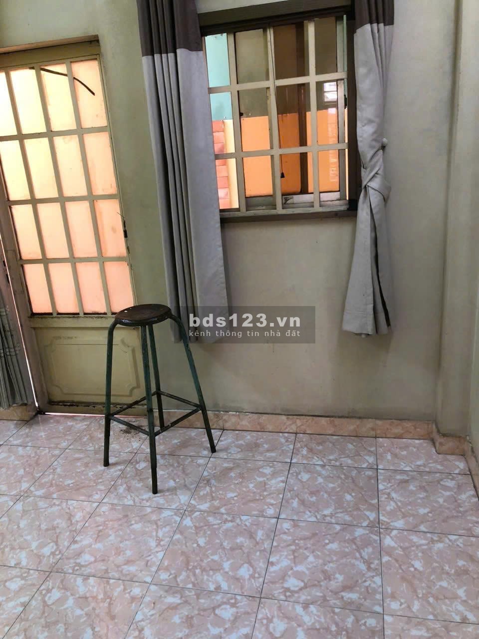 Nhà 2 tầng kiên cố, mặt tiền vừa ở vừa kd, chỉ bán 4ty790