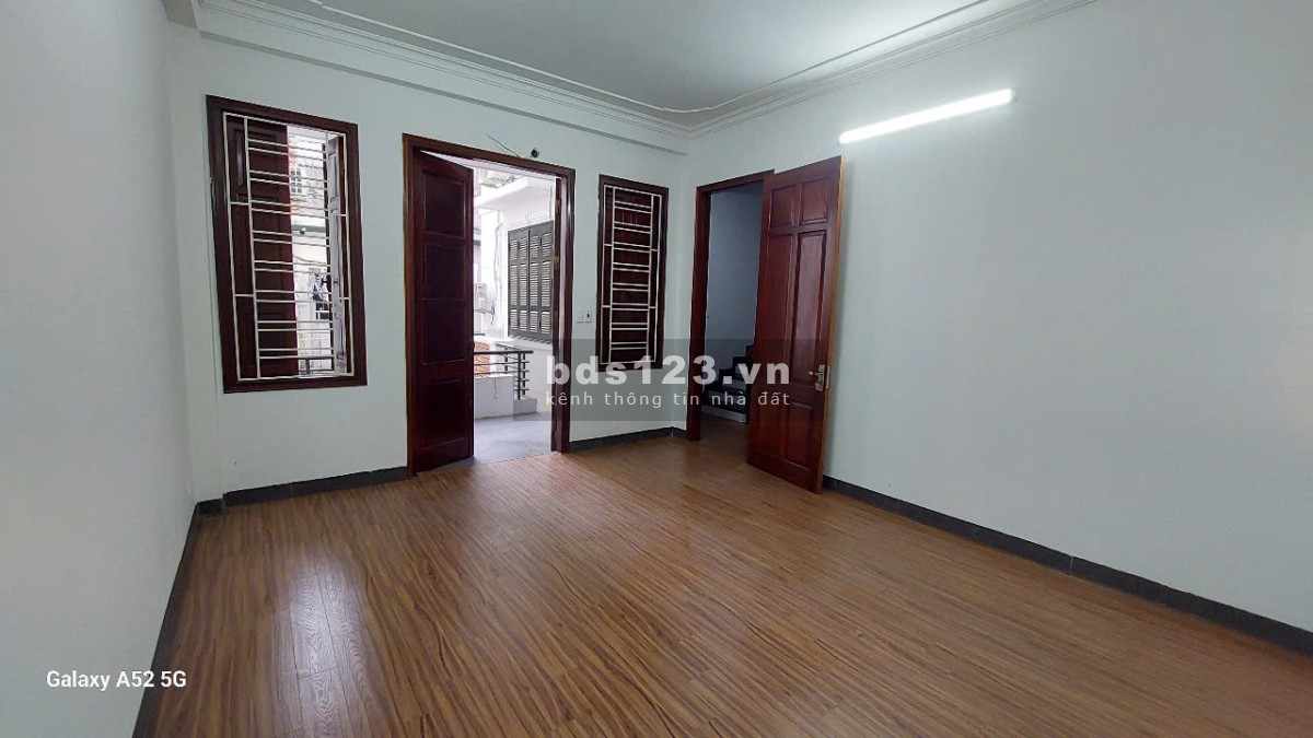 Bán nhà Tứ Liên, dân xây kiên cố, thông số đẹp, 85m2, giá đầu tư