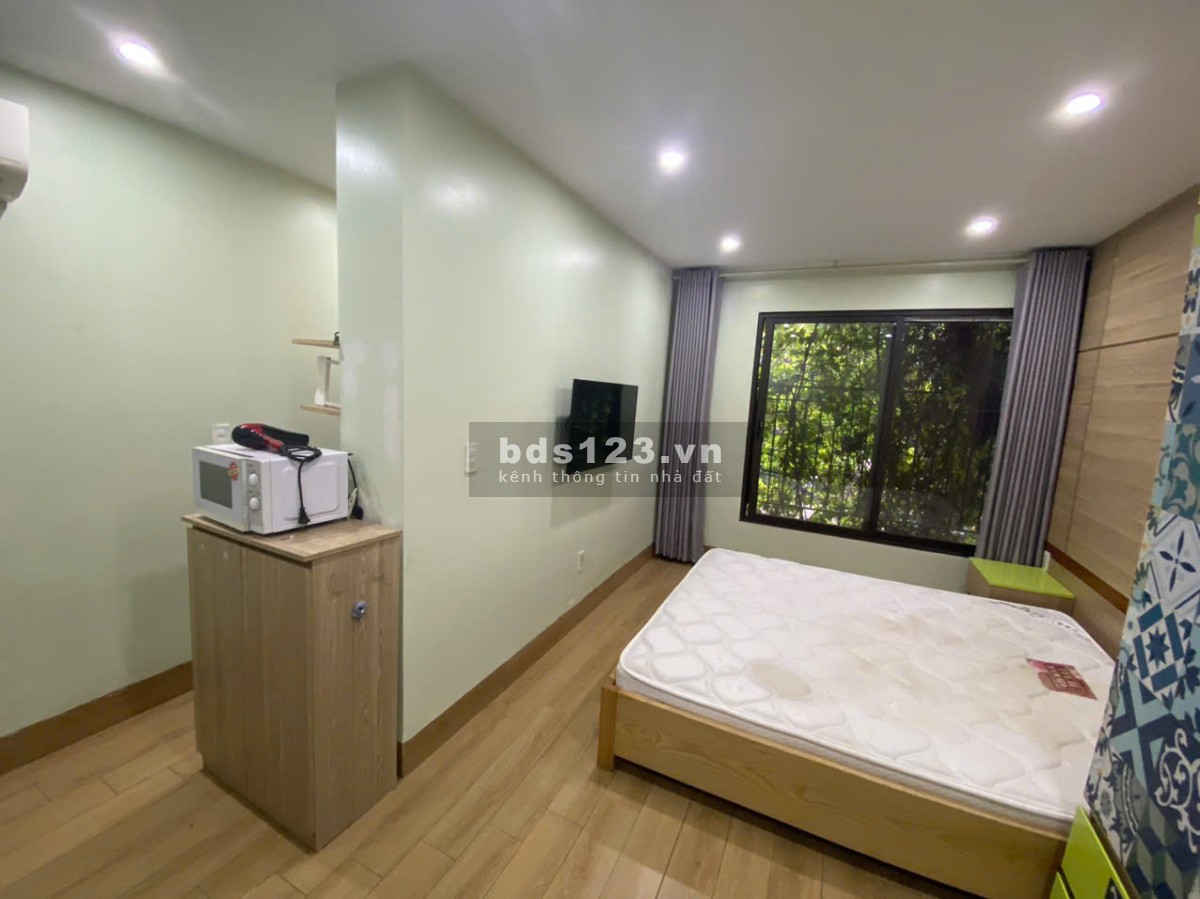 Cho thuê Căn hộ dịch vụ giá rẻ tầng 3 View thoáng tại Ngõ 294 Kim Mã, Ba Đình. Chỉ 8tr