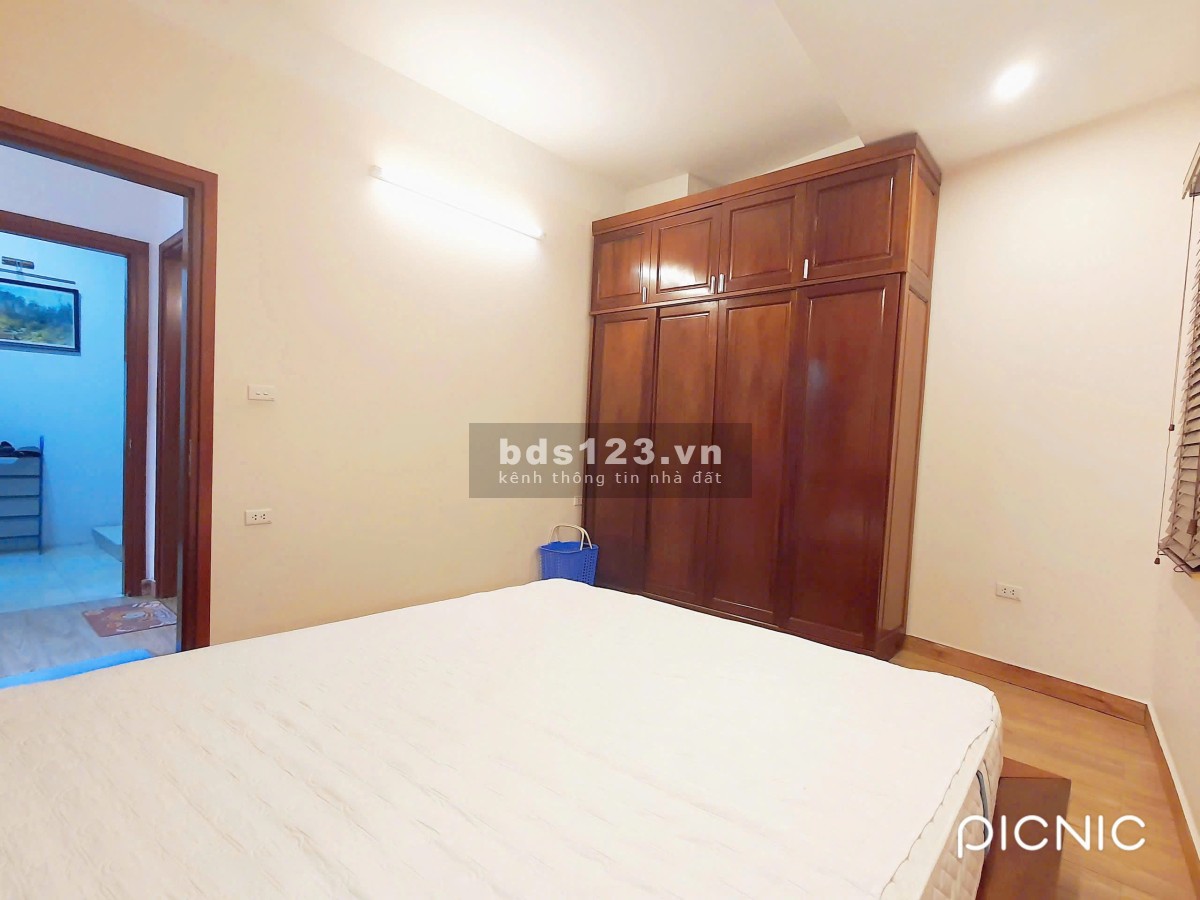 Cho thuê Căn hộ dịch vụ 1N,1K siêu rộng Full đồ tại Ngõ 189 Hoàng Hoa Thám, Ba Đình. Chỉ 10tr