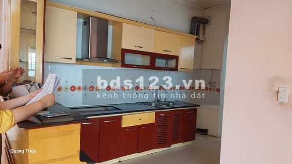 BÁN CĂN HỘ, 3 thoáng, giá đầu tư, 130m2, nhỉnh 6.x tỷ