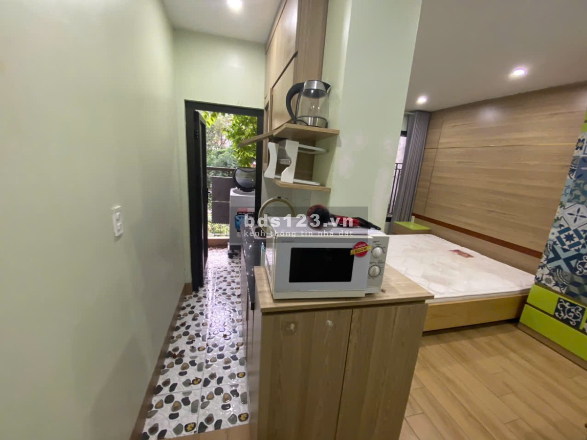 Cho thuê Căn hộ dịch vụ giá rẻ tầng 3 View thoáng tại Ngõ 294 Kim Mã, Ba Đình. Chỉ 8tr