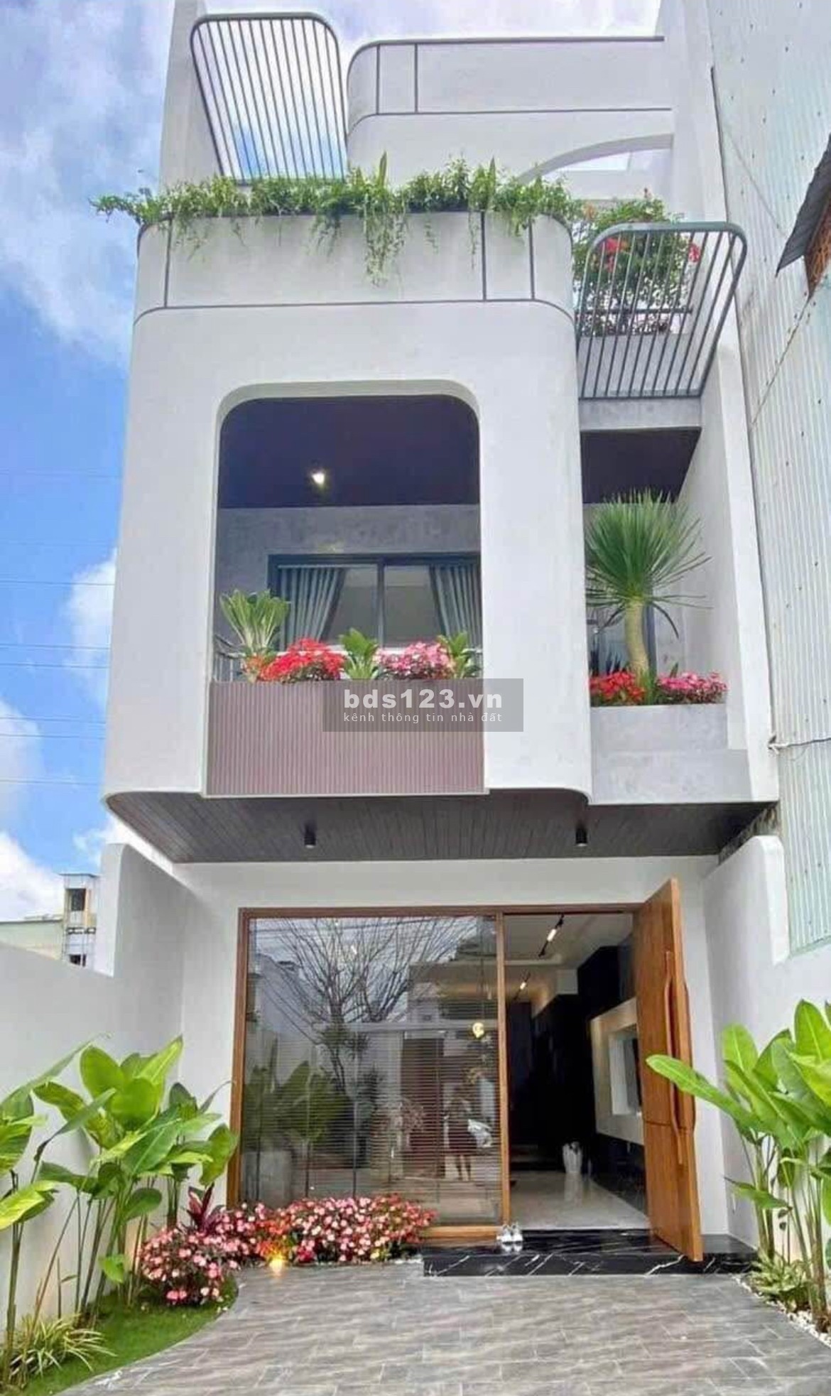 Chạm ngõ 1 tỷ 9 – có ngay nhà 1 trệt 1 lầu, sổ riêng, ở ngay Hội Nghĩa!