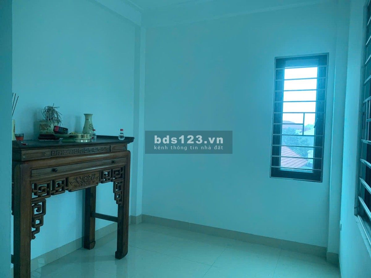 Chính chủ cần bán nhà tại Cầu Triền, Tây Mỗ, nhỉnh 6 tỷ, 2 mặt thoáng vĩnh viễn
