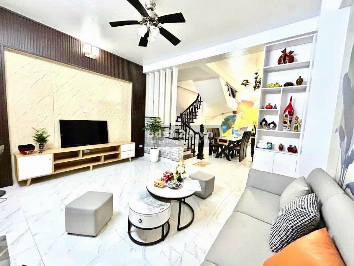  GIẢM CHÀO 500 TRIỆU - BAY NHANH NHÀ DÂN CỰC ĐẸP - NGÕ TO RỘNG - Ô TÔ CẠNH NHÀ KINH DOANH SẦM UẤT