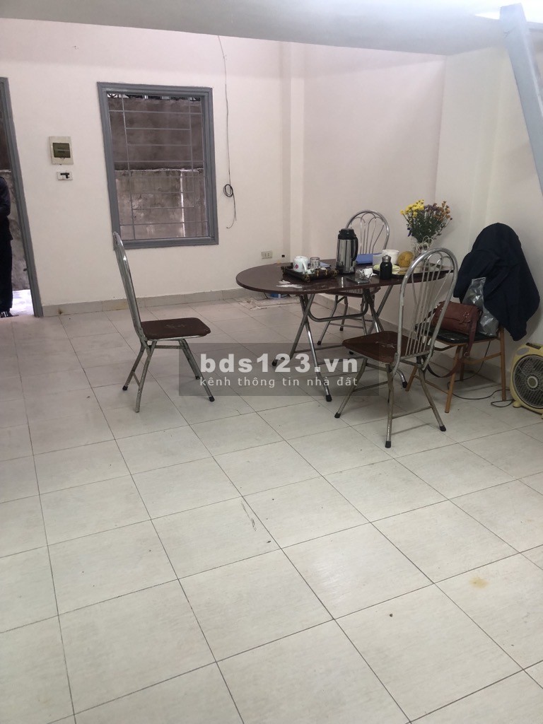 Căn Hộ Mini Trung Tâm Cầu Giấy – Gác Xép Đổ Bê Tông – Ô Tô Tải Đỗ Cổng – Chỉ Nhỉnh 2 Tỷ