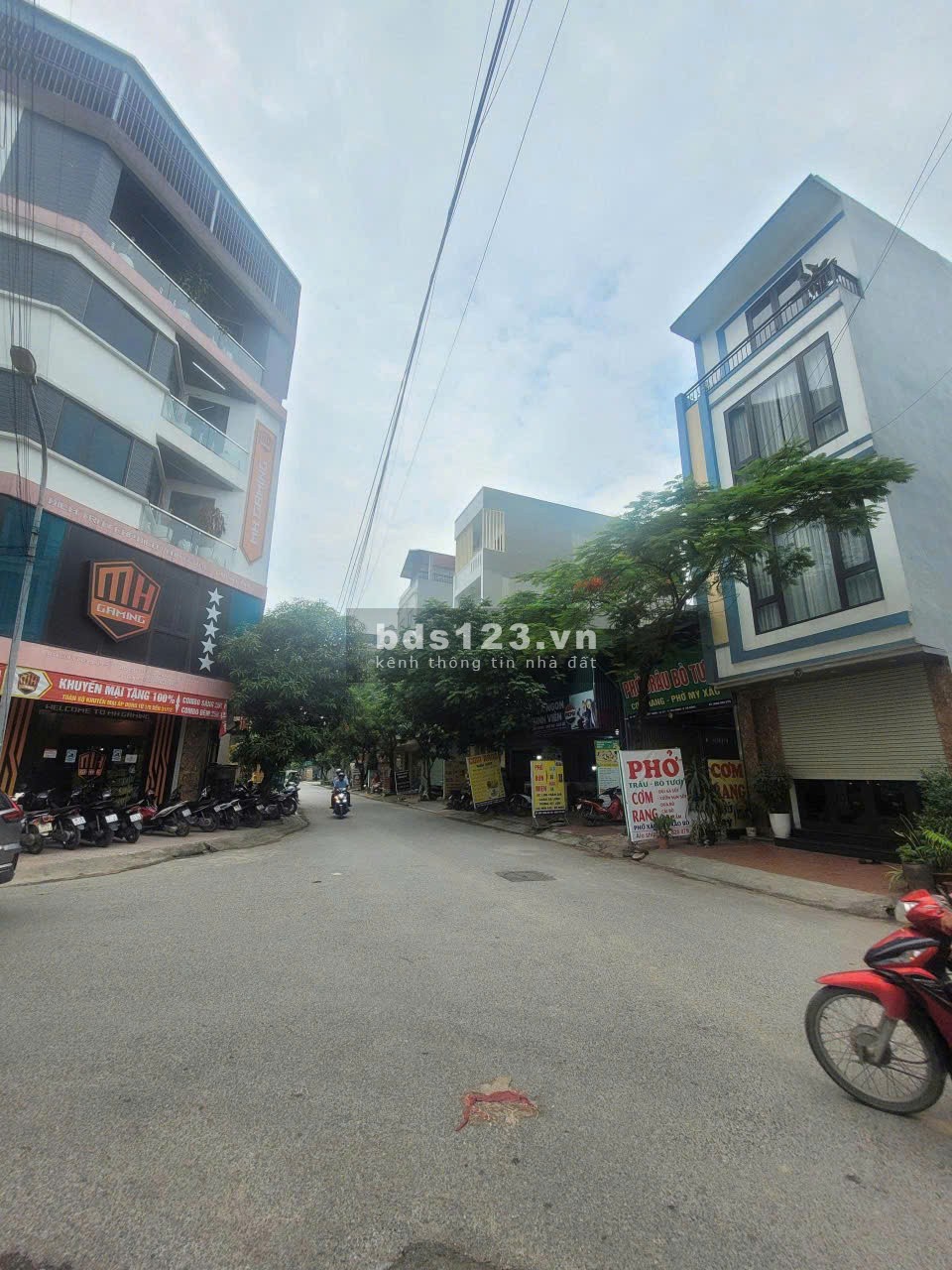 BÁN ĐẤT LÔ GÓC KINH DOANH ĐỈNH, KHU DV YÊN NGHĨA, 50M2, GIÁ CHỈ 17.X TỶ