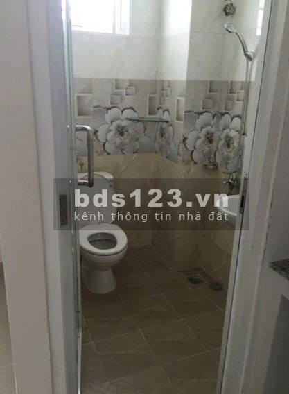 Cho thuê phòng trọ Quận Tân Bình, TP.HCM,có máy lạnh, thang máy, dt 20m2, giá 3tr7