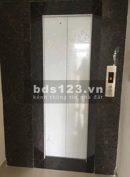 Cho thuê phòng trọ Quận Tân Bình, TP.HCM,có máy lạnh, thang máy, dt 20m2, giá 3tr7
