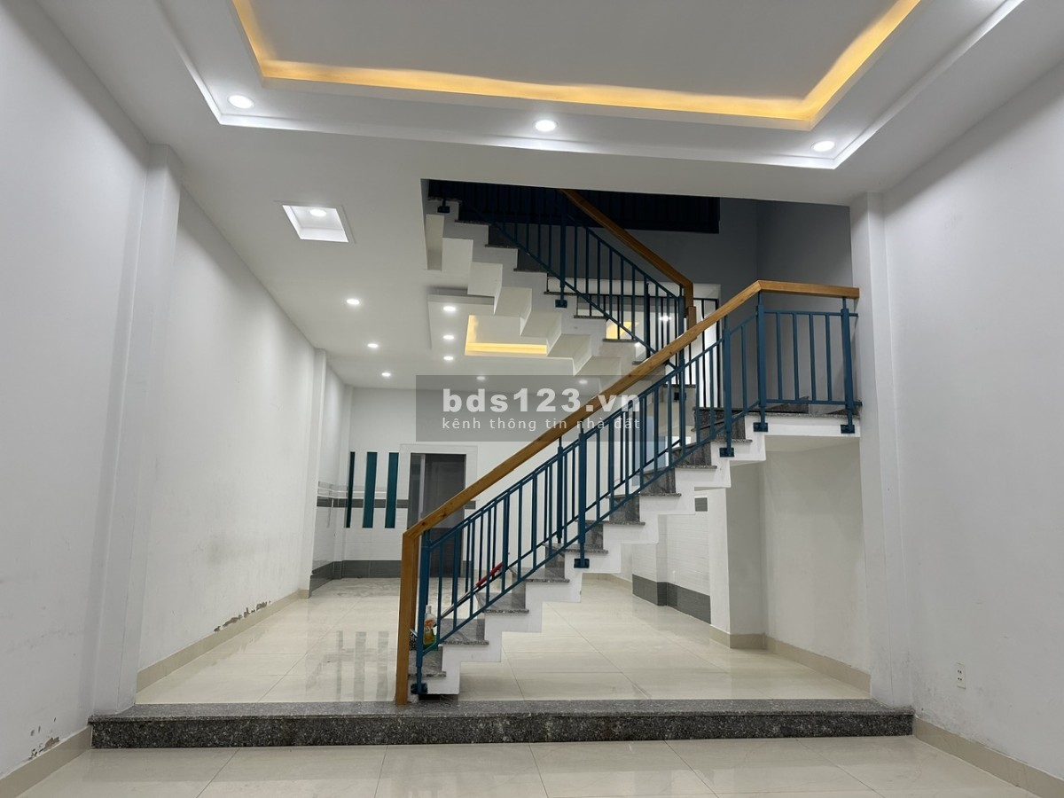 Cho thuê nhà nguyên căn phường Tân Thới Nhất, Quận 12, Diện tích: 5mx20m