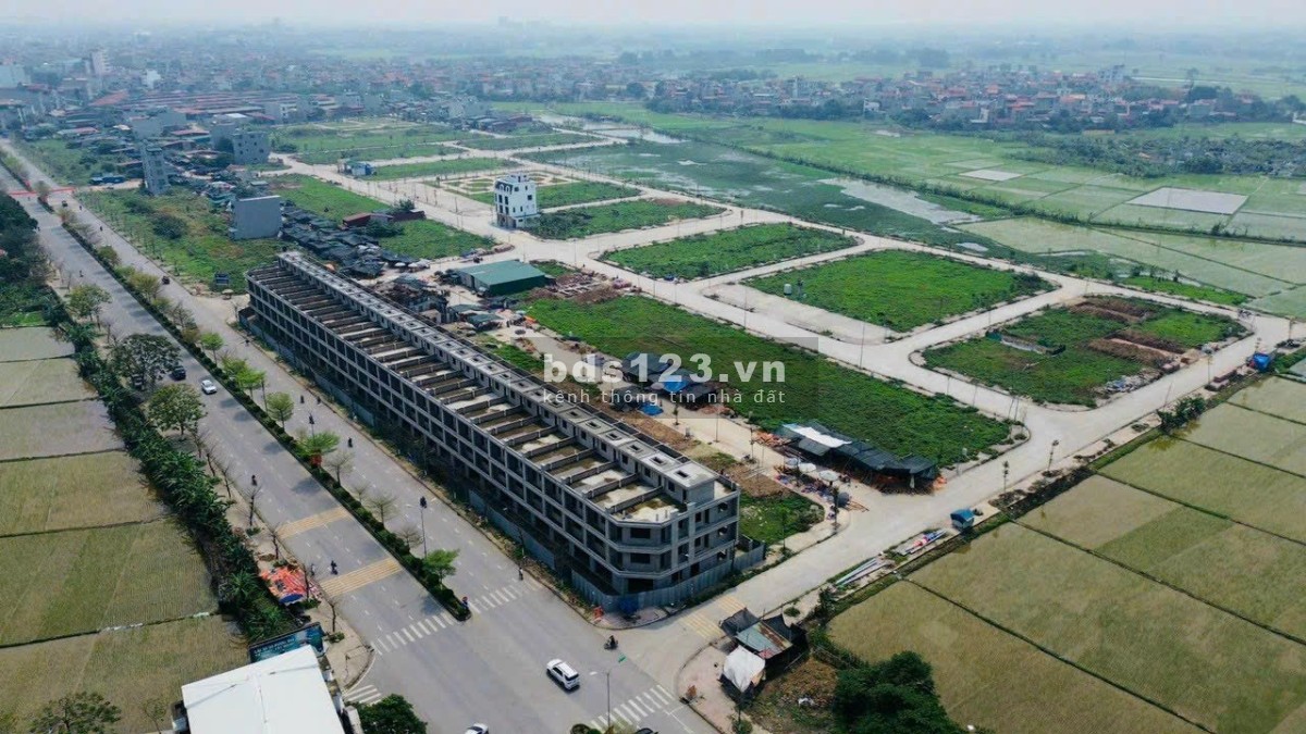 Bán lô góc trục đường liên tỉnh, sát Đông Anh, Hà Nội.