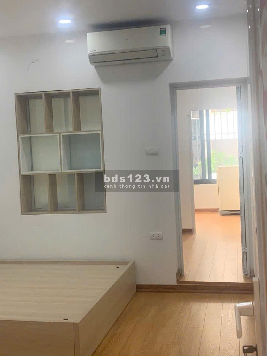 Bán căn hộ chính chủ ngõ phố Láng Hạ C1 P409 Hoàng Ngọc Phách