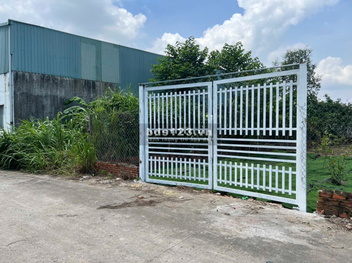 Bán 228m2 Đất gần chợ thiện Tân Vĩnh Cửu đồng Nai