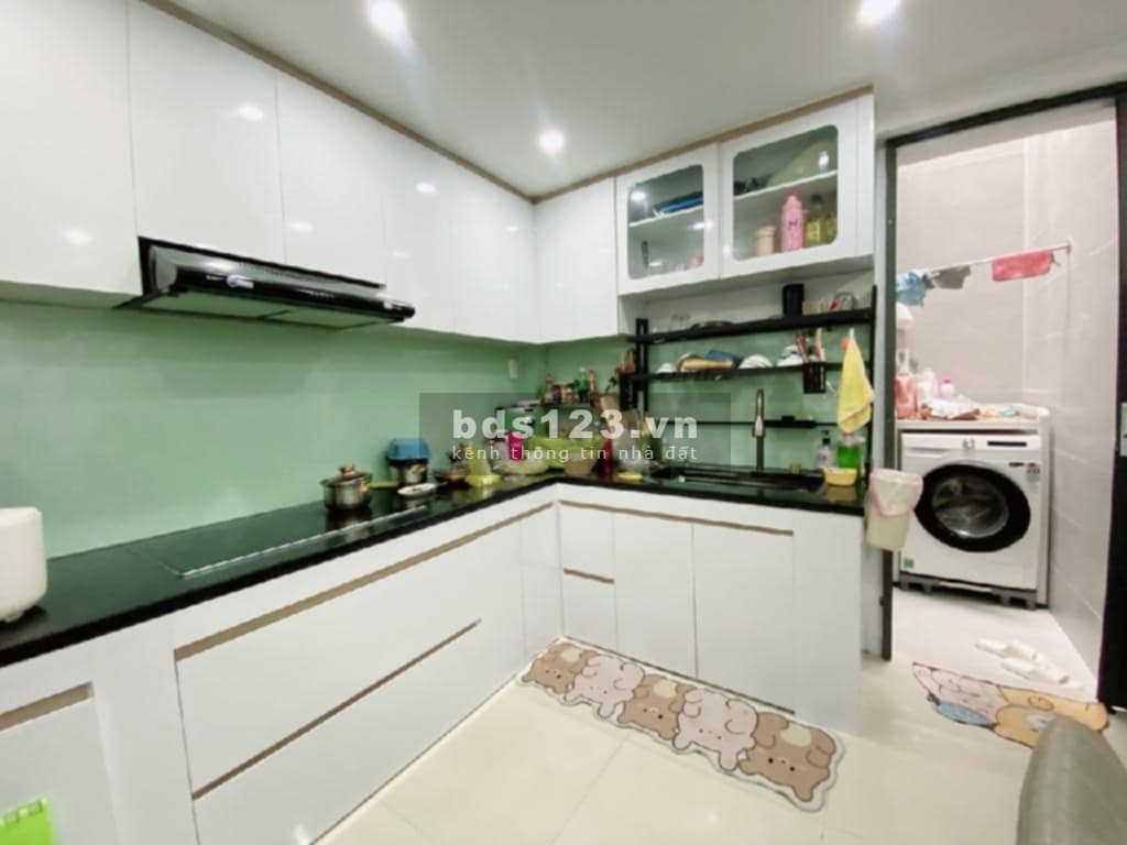 Nhà bán chính chủ, miễn trung gian, 50m2 gồm 1 trệt 1 lửng 1 lầu