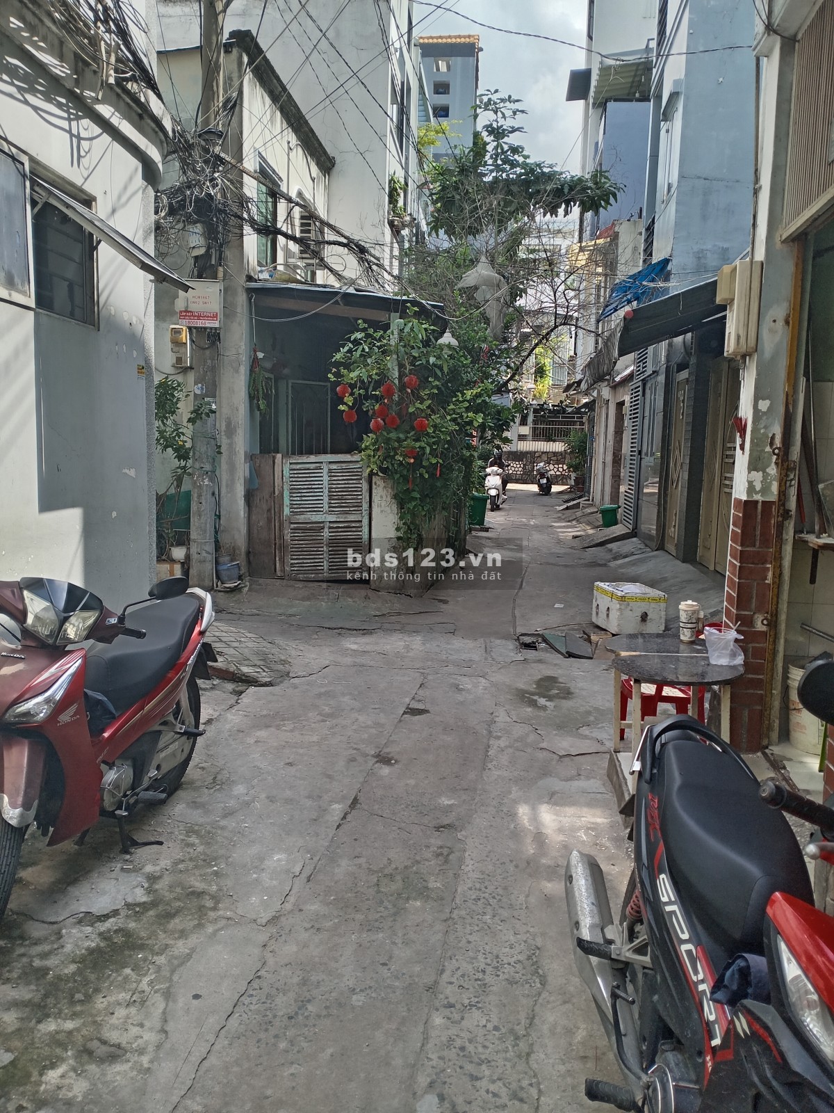 Nhà bán chính chủ, miễn trung gian, 50m2 gồm 1 trệt 1 lửng 1 lầu