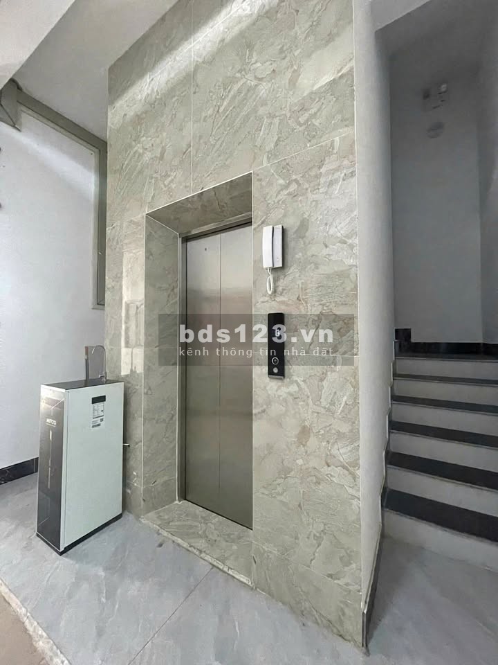 Bán Căn hộ dịch vụ Ngay Trung Tâm P.Bình Hưng Hòa B, Quận Bình Tân, HCM DTSD 920m2 Giá 26,5ty TL