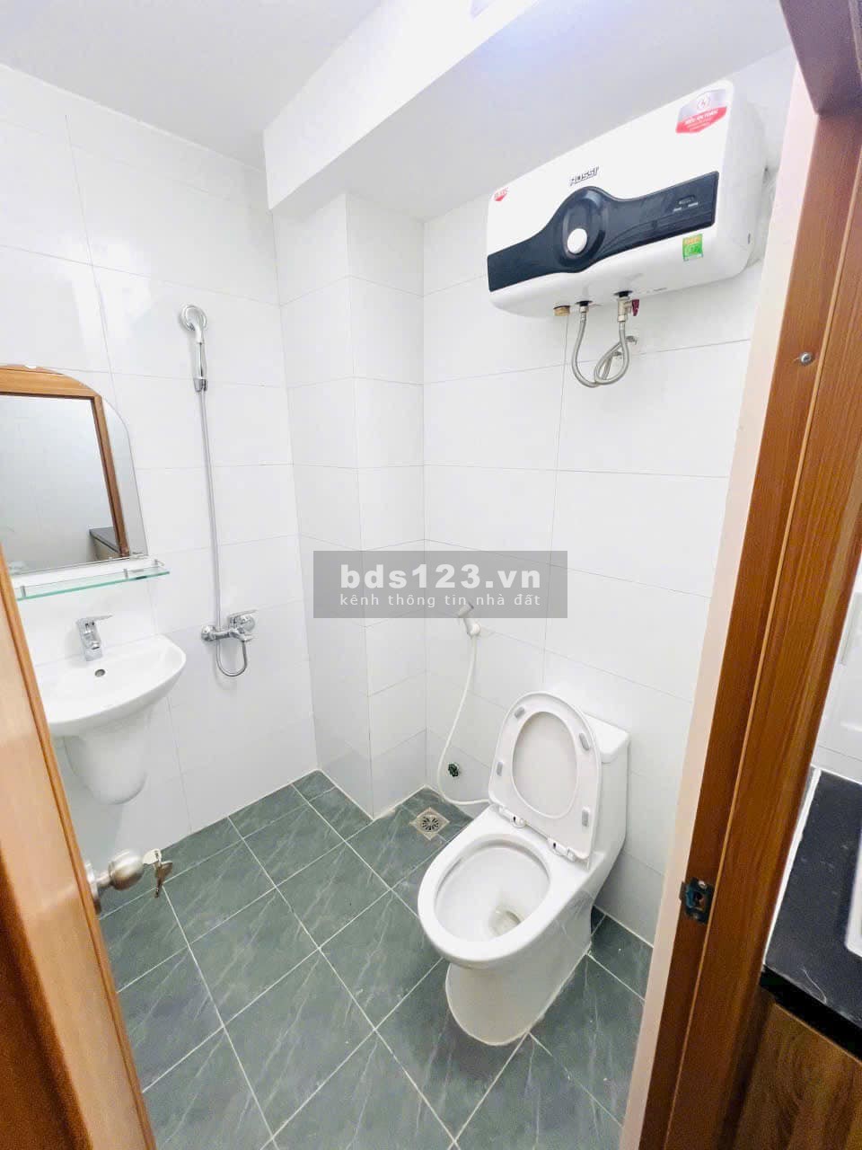 Bán tòa chdv Bình Hưng Hòa, Bình Tân 66 phòng full, 260tr/tháng, 320m² đất giá 26 tỷ