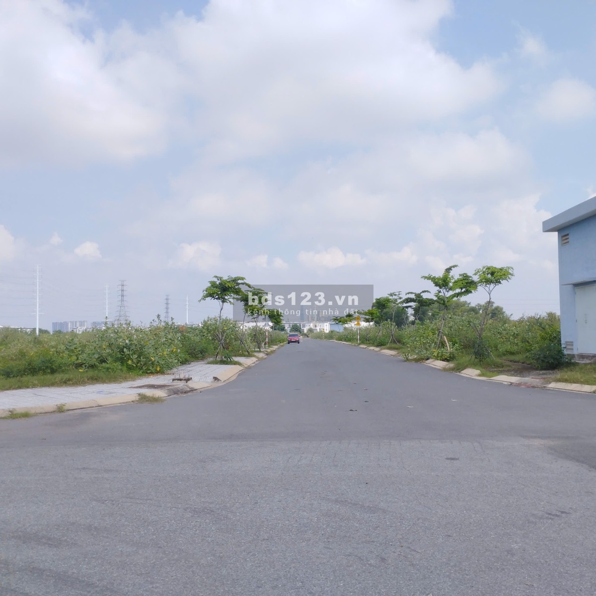 Giá bán đất nền ĐHQG 245 Gò Cát, trục chính thông Võ Chí Công, ph. Phú Hữu Quận 9, TP. Thủ Đức