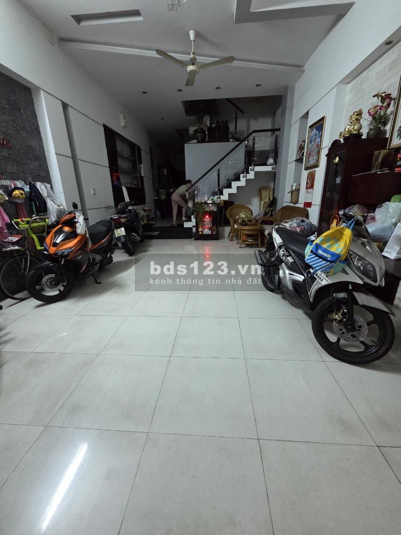 View Vành Đai Trong – Tiên Lửa – Hẻm Xe Tải Thông – Nhà 4 Tầng Mới Đẹp – 5x20m