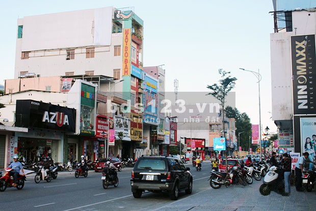 Chính chủ rao bán nhà tại đường Lê Duẩn - Đà Nẵng; DT đất 108,3 m2; Giá 15,5 tỷ